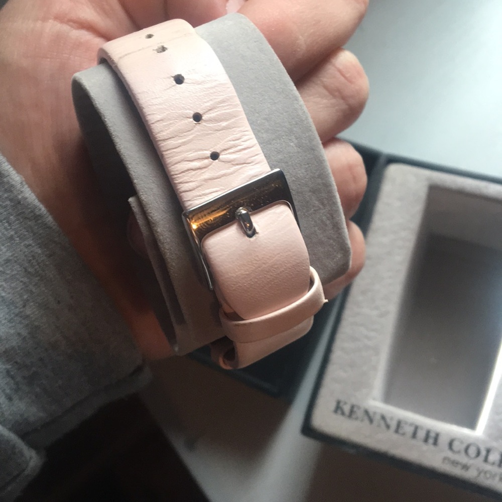 Kenneth Cole Watch ⌚️ - Picture 5 of 6